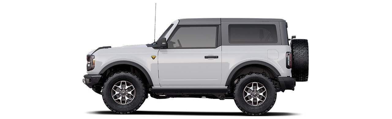 Discover the 2022 Ford Bronco Off-Road SUV in Color Oxford White