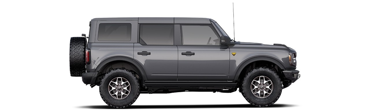 Descubre la SUV Ford Bronco 2022 4 Puertas en color Carbonized Gray