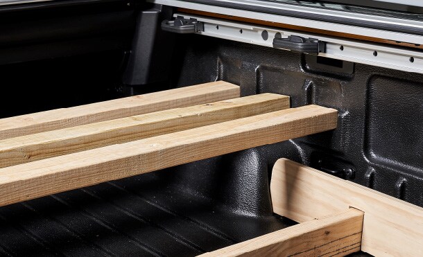 Incredible 2023 Ranger™ Pickup Offers Large Space and Load Capacity. Discover it!