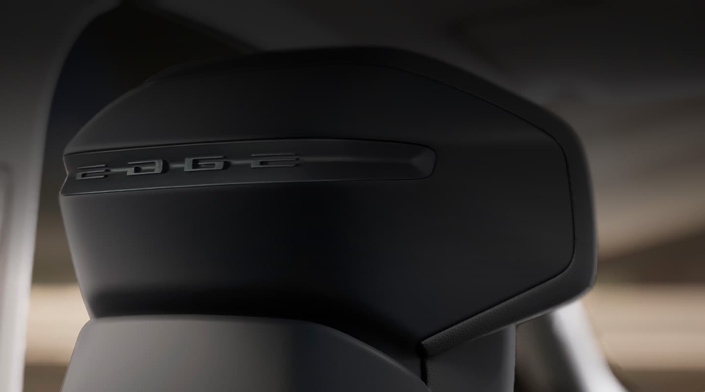 Ford™ Edge™ 2026 allows plotting routes with GPS, measuring performance, and controlling functions