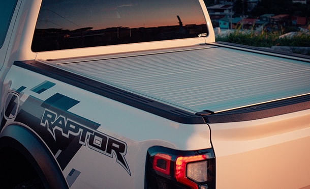 2025 Ranger™ Raptor™ Offers Wireless Smartphone Connectivity Technology