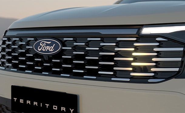 Territory® 2026 has a modern and striking design in the front grille
