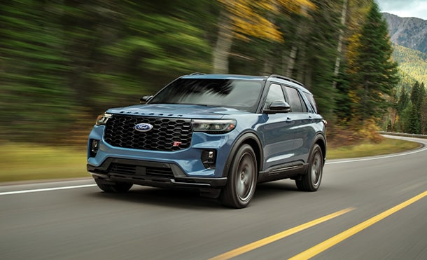 Discover the Safety provided by the Lane Preservation System in 2025 Explorer®