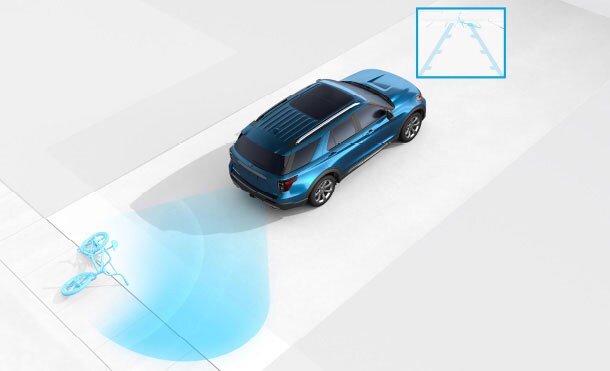 Discover the Security provided by the Reverse Camera equipped in the 2023 Ford Explorer SUV