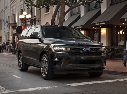 Expedition™: Imponente Camioneta SUV de gran Espacio, Tecnología y Confort