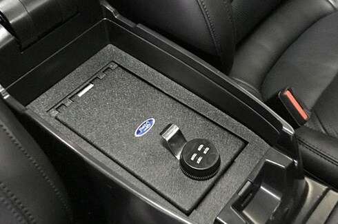 Descubre Accesorios Ford Bronco en CB, Vehículo Asegurado por la Tapa de la consola