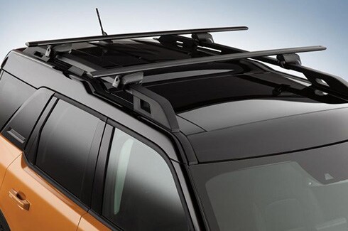 Descubre Accesorios Ford Bronco en CB, Parrillas y Transportadores Yakima Kit de Barra Transversal