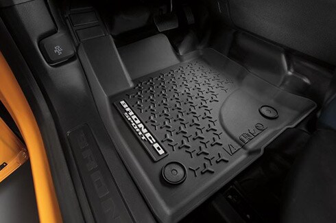 Descubre Accesorios Ford Bronco en CB, Tapetes Negros, Alfombrados