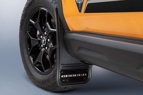 Descubre Accesorios Ford Bronco en CB, Protector de Salpicaduras Gatorback para uso Rudo, delantero