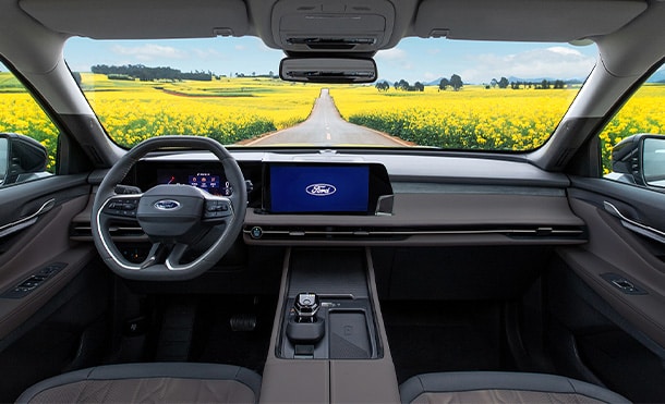 Ford Edge 2026 permite viajes seguros con airbags para conductor y pasajeros