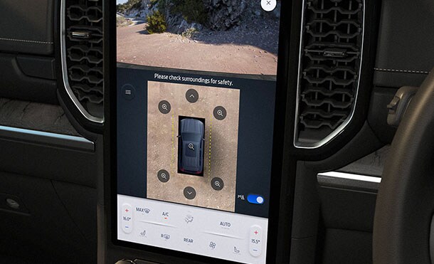 2023 Everest® with 360 Degree Vision Camera, Visualize What is Around the Car	