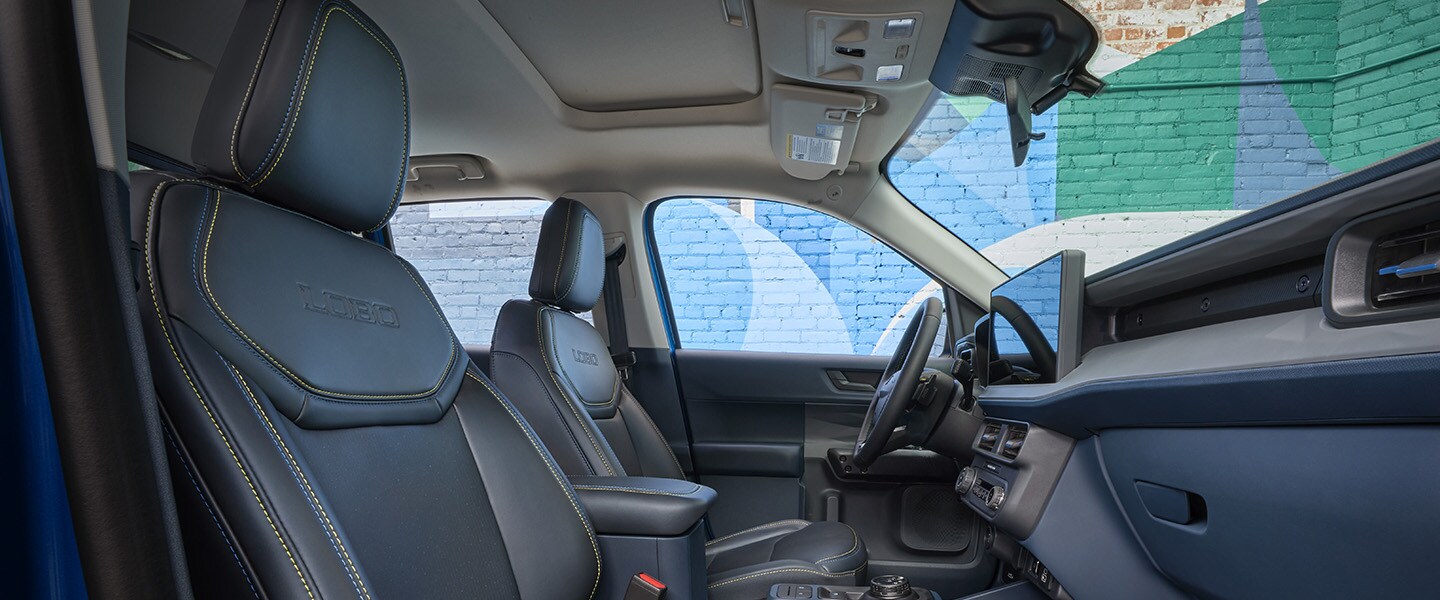 Maverick™ 2025 is a pickup with a modern and versatile style and design