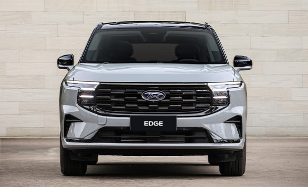 Ford Edge 2026 SUV features a Panoramic Roof for passengers to enjoy the outdoors