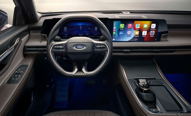 Ford™ Edge™ 2026 has a screen with SYNC 4 for function control: maps, music, apps