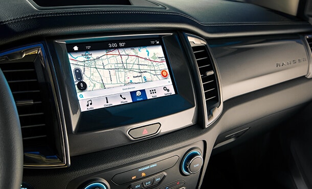 Tablero de Ford Ranger 2019 equipada con SYNC para usar Waze desde la pantalla de tu tablero